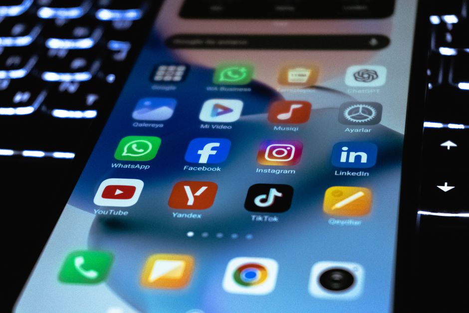 Jejaring Profesional: Strategi Optimal di Era Digital